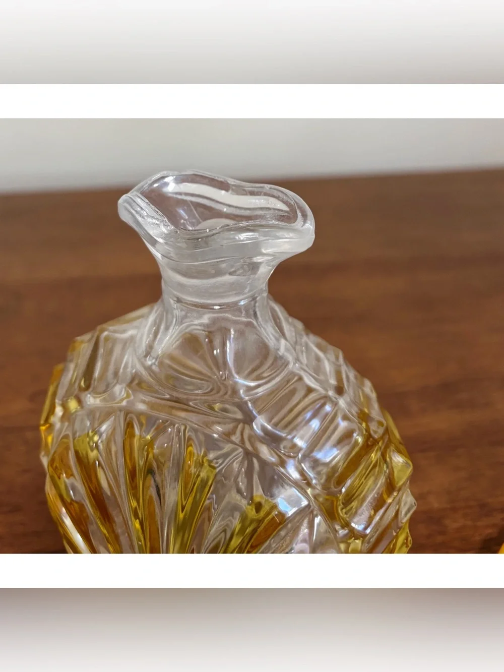 Vintage Bohemian Shell Shaped Amber Clear Glass Decanter 9”